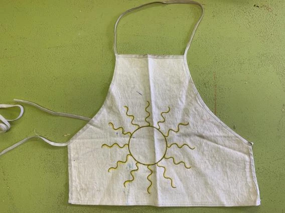 Bib with concept logo for energy