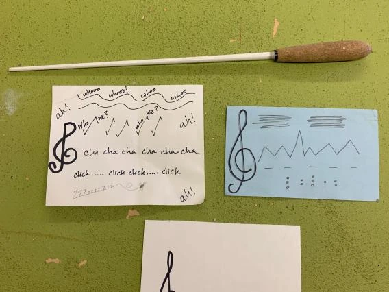 music notes on notecards